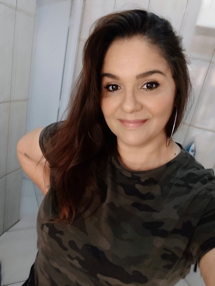 <em><strong>Claudia M.</strong></em>
